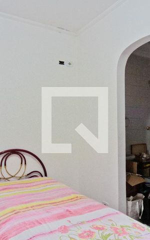 Casa à venda com 344m², 8 quartos e 1 vaga Casa à venda com 344m², 8 quartos e 1 vagaCasa 2 - Suíte