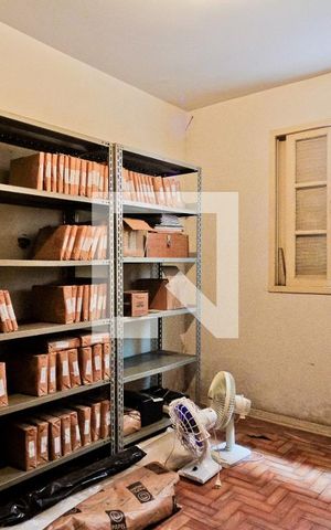 Casa à venda com 344m², 8 quartos e 1 vaga Casa à venda com 344m², 8 quartos e 1 vagaCasa 3 - Quarto 1