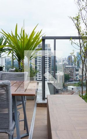 Apartamento para alugar com 39m², 1 quarto e sem vagaÁrea comum