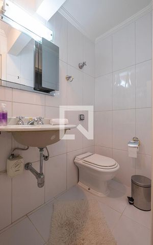 Apartamento à venda com 100m², 2 quartos e 1 vaga Apartamento à venda com 100m², 2 quartos e 1 vagaBanheiro