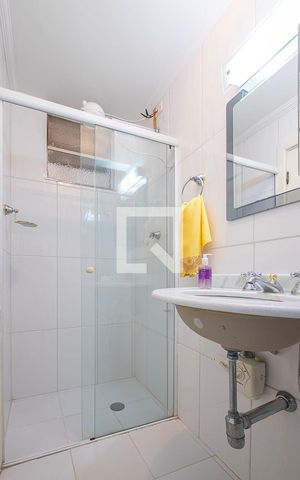 Apartamento à venda com 100m², 2 quartos e 1 vaga Apartamento à venda com 100m², 2 quartos e 1 vagaBanheiro