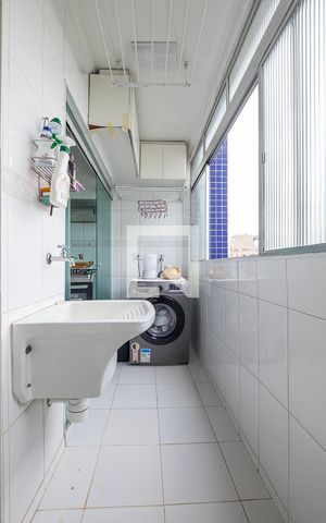 Apartamento à venda com 100m², 2 quartos e 1 vaga Apartamento à venda com 100m², 2 quartos e 1 vagaÁrea de Serviço