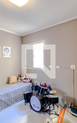 Casa à venda com 230m², 3 quartos e 4 vagasQuarto 2 - Suíte