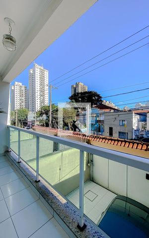 Casa à venda com 230m², 3 quartos e 4 vagasVaranda da Suíte 1