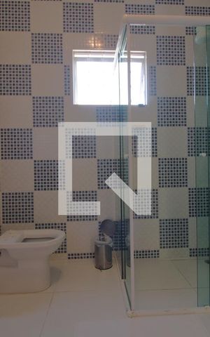 Casa à venda com 240m², 3 quartos e 1 vagaBanheiro comum
