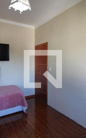 Casa à venda com 240m², 3 quartos e 1 vagaQuarto 2