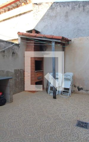 Casa à venda com 240m², 3 quartos e 1 vagaÁrea comum - Churrasqueira
