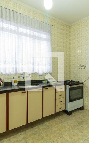 Casa à venda com 270m², 2 quartos e 1 vaga Casa à venda com 270m², 2 quartos e 1 vagaCozinha