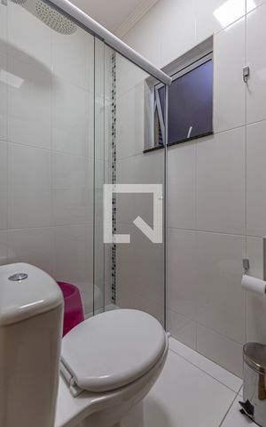 Apartamento à venda com 108m², 2 quartos e 2 vagas Apartamento à venda com 108m², 2 quartos e 2 vagasBanheiro