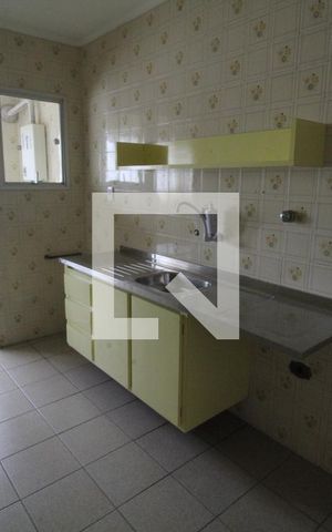 Apartamento para alugar com 105m², 3 quartos e 2 vagasCozinha