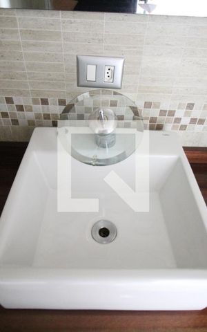 Apartamento para alugar com 105m², 3 quartos e 2 vagasBanheiro da Suíte