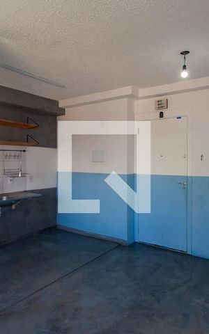 Apartamento à venda com 42m², 2 quartos e sem vaga Apartamento à venda com 42m², 2 quartos e sem vagaSala