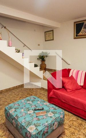 Casa à venda com 360m², 3 quartos e 3 vagas Casa à venda com 360m², 3 quartos e 3 vagasSala
