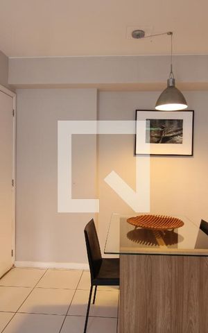 Apartamento para alugar com 68m², 1 quarto e 2 vagasSala