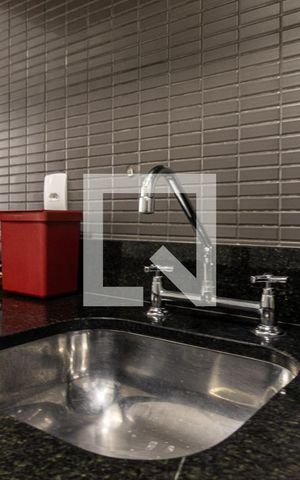 Studio à venda com 33m², 1 quarto e 1 vagaCozinha - Torneira