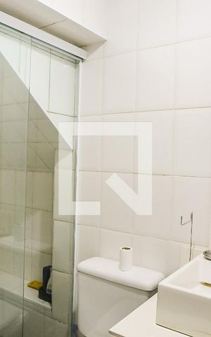 Apartamento à venda com 260m², 4 quartos e 4 vagas Apartamento à venda com 260m², 4 quartos e 4 vagasSuíte 1 - Banheiro