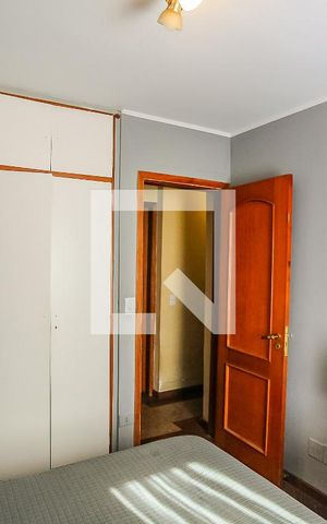 Apartamento à venda com 260m², 4 quartos e 4 vagas Apartamento à venda com 260m², 4 quartos e 4 vagasQuarto 1