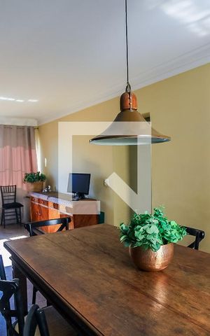 Apartamento à venda com 260m², 4 quartos e 4 vagas Apartamento à venda com 260m², 4 quartos e 4 vagasSala de Jantar
