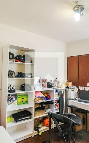 Apartamento à venda com 260m², 4 quartos e 4 vagas Apartamento à venda com 260m², 4 quartos e 4 vagasQuarto 2 - Escritório
