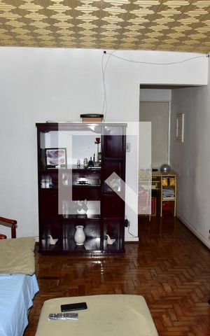 Apartamento à venda com 80m², 3 quartos e 2 vagasSala