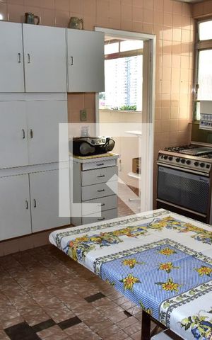 Apartamento à venda com 80m², 3 quartos e 2 vagasCozinha