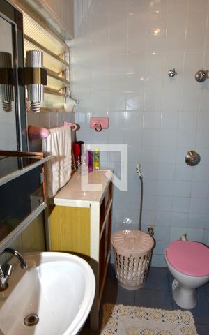Apartamento à venda com 80m², 3 quartos e 2 vagasBanheiro