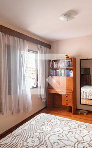 Casa à venda com 173m², 3 quartos e 4 vagas Casa à venda com 173m², 3 quartos e 4 vagasQuarto 1