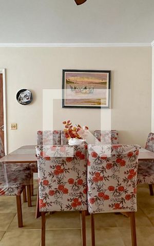 Apartamento para alugar com 140m², 3 quartos e 1 vaga Apartamento para alugar com 140m², 3 quartos e 1 vagaSala