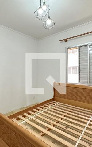 Apartamento para alugar com 140m², 3 quartos e 1 vaga Apartamento para alugar com 140m², 3 quartos e 1 vagaQuarto