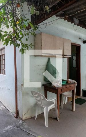 Casa à venda com 250m², 3 quartos e 1 vaga Casa à venda com 250m², 3 quartos e 1 vagaÁrea de Serviço