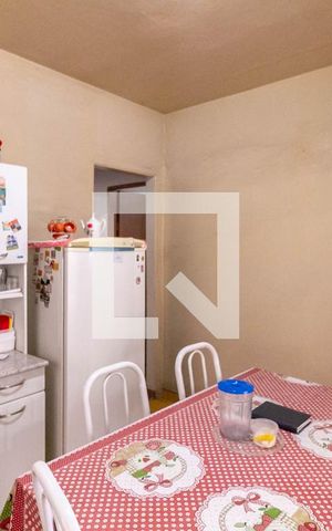 Casa à venda com 250m², 3 quartos e 1 vaga Casa à venda com 250m², 3 quartos e 1 vagaCozinha