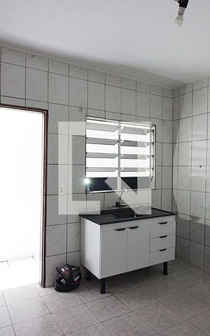 Casa à venda com 52m², 1 quarto e sem vagaSala/Cozinha
