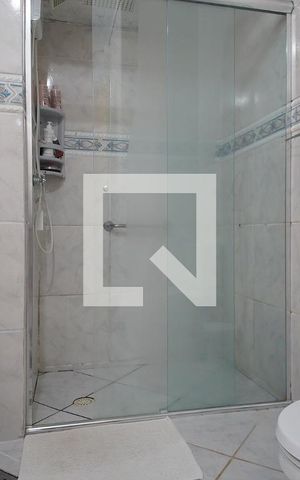 Casa para alugar com 215m², 3 quartos e 4 vagasBanheiro Corredor