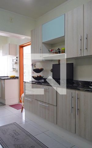 Casa para alugar com 215m², 3 quartos e 4 vagasCozinha