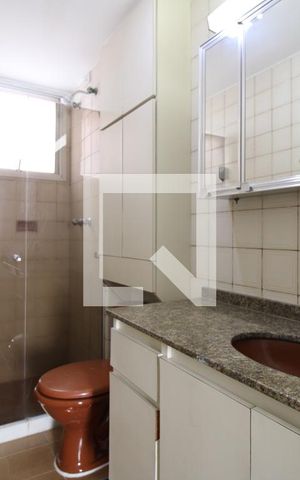Apartamento para alugar com 89m², 3 quartos e 1 vagaBanheiro da suíte 