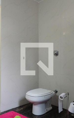 Casa à venda com 1235m², 5 quartos e 5 vagasBanheiro da Suíte 2