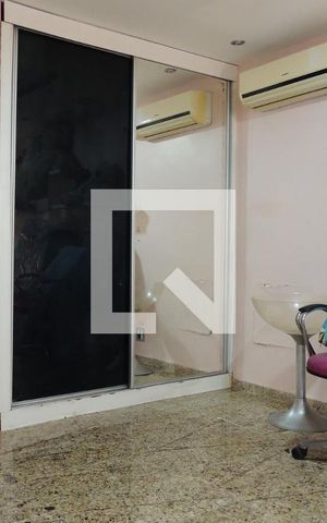 Casa à venda com 1235m², 5 quartos e 5 vagasQuarto 5- Suíte