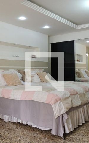 Casa à venda com 1235m², 5 quartos e 5 vagasQuarto Suíte 2