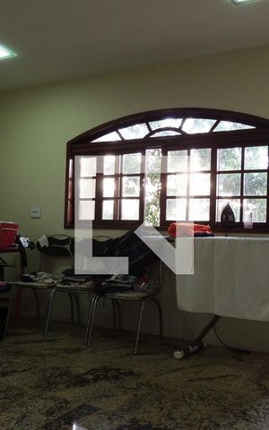 Casa à venda com 1235m², 5 quartos e 5 vagasÁrea de Serviço