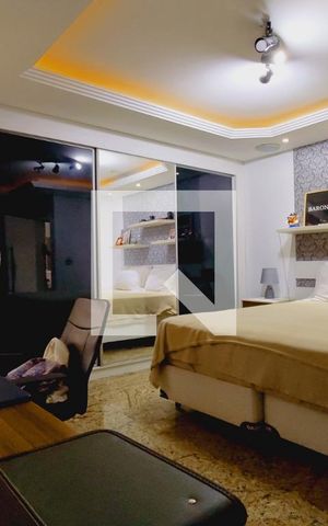 Casa à venda com 1235m², 5 quartos e 5 vagas Casa à venda com 1235m², 5 quartos e 5 vagasQuarto 3 - Suíte
