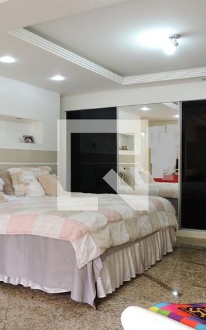 Casa à venda com 1235m², 5 quartos e 5 vagasQuarto Suíte 2