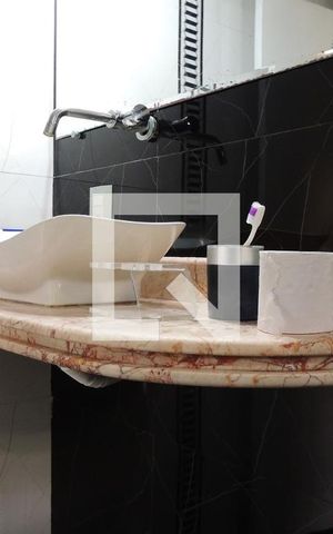 Casa à venda com 1235m², 5 quartos e 5 vagasBanheiro da Suíte 4