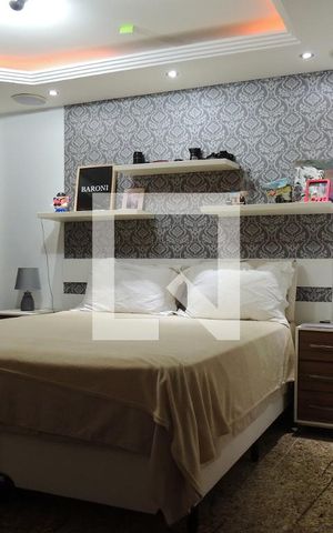 Casa à venda com 1235m², 5 quartos e 5 vagasQuarto 3 - Suíte