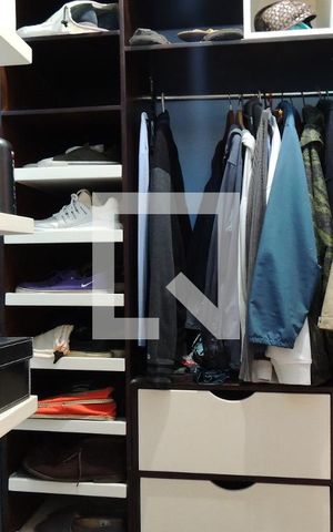Casa à venda com 1235m², 5 quartos e 5 vagasCloset da suíte