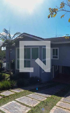 Casa para alugar com 342m², 3 quartos e 3 vagas Casa para alugar com 342m², 3 quartos e 3 vagasÁrea externa