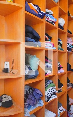 Casa à venda com 360m², 3 quartos e 3 vagasCloset da suíte
