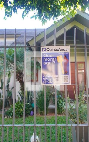 Casa à venda com 360m², 3 quartos e 3 vagasFachada