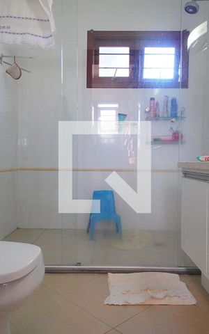 Casa à venda com 360m², 3 quartos e 3 vagasBanheiro da Suíte