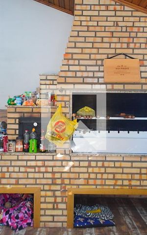 Casa à venda com 360m², 3 quartos e 3 vagasChurrasqueira