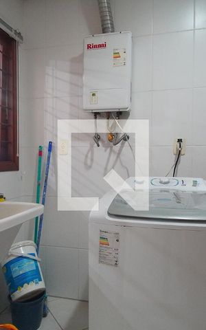Casa à venda com 360m², 3 quartos e 3 vagasÁrea de Serviço